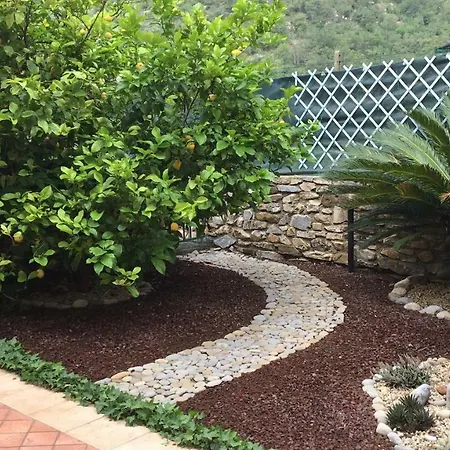 Ampio E Luminoso Trilocale 아파트 Villa Faraldi